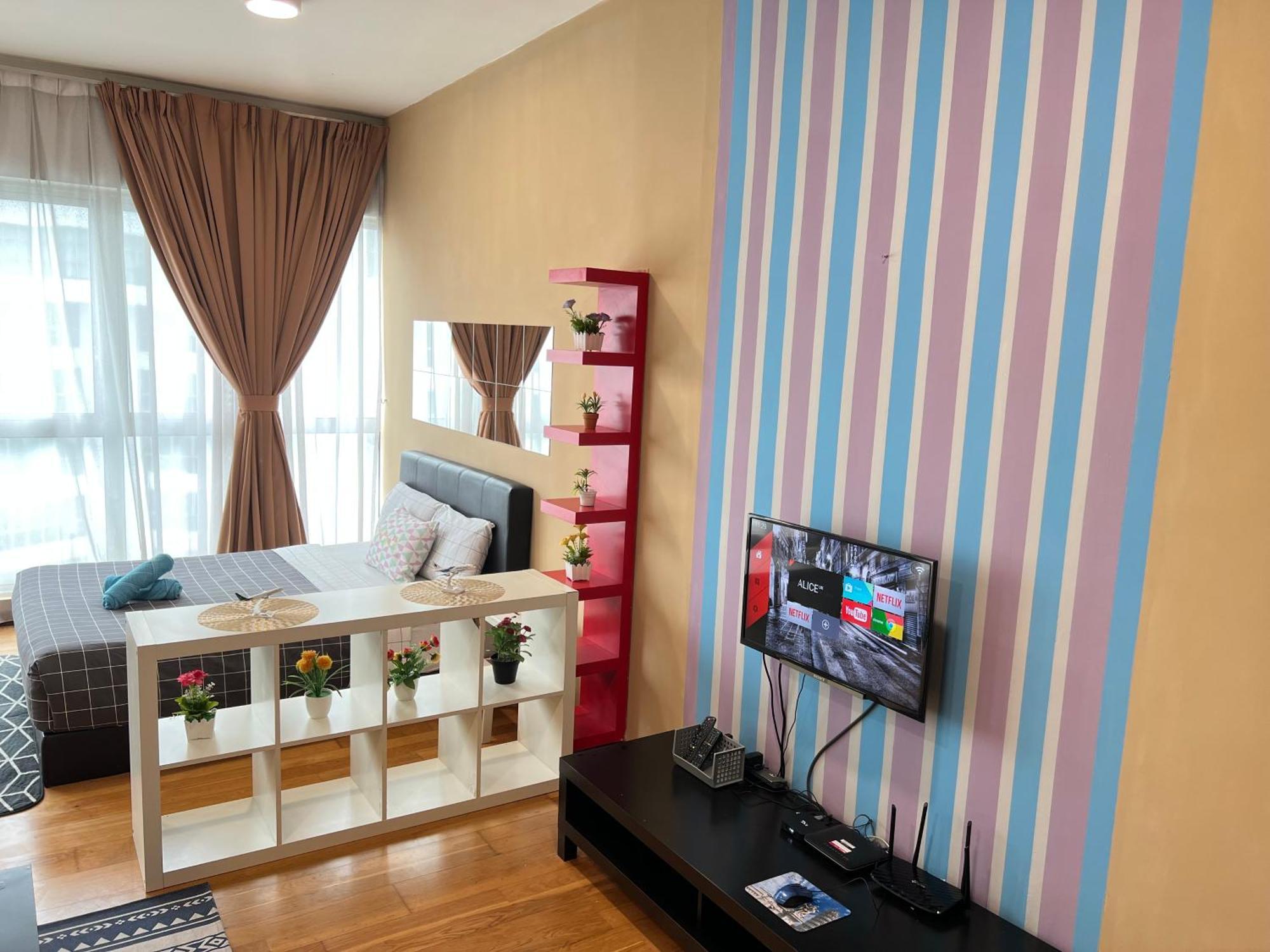 Regalia Service Suites Klcc Skypool Kuala Lumpur Bagian luar foto