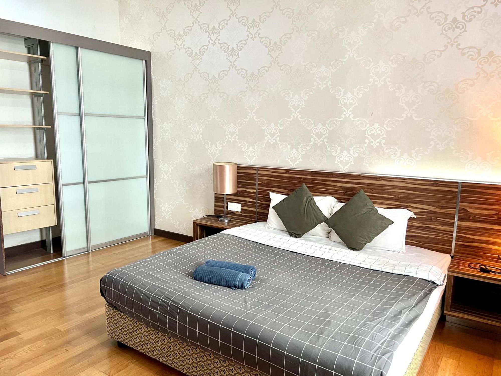 Regalia Service Suites Klcc Skypool Kuala Lumpur Ruang foto